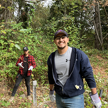 Project engineers Alex Ruiz and Elmer Campuzano