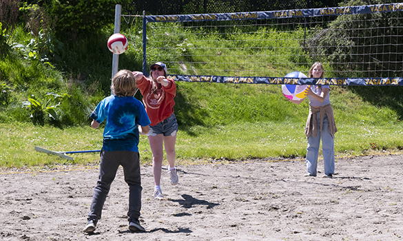 aldrich_picnic2022-volleyball-02.jpg