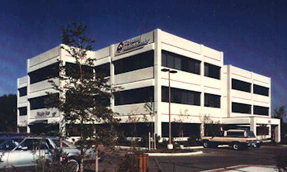 redmond-medical-center-1985.jpg