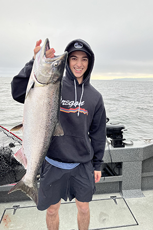 salmon-fishing---alex-tetz-biggest-fish.jpg